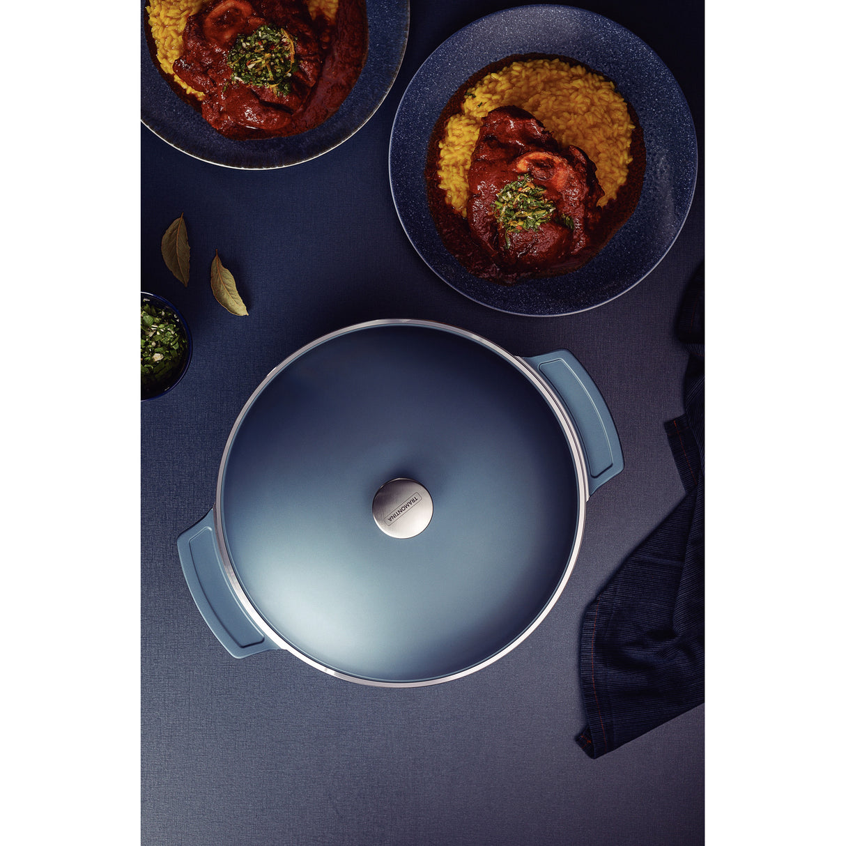 30 CM 6,8 L TORTO LYON MĖLYNAS APDAILOS INDAS