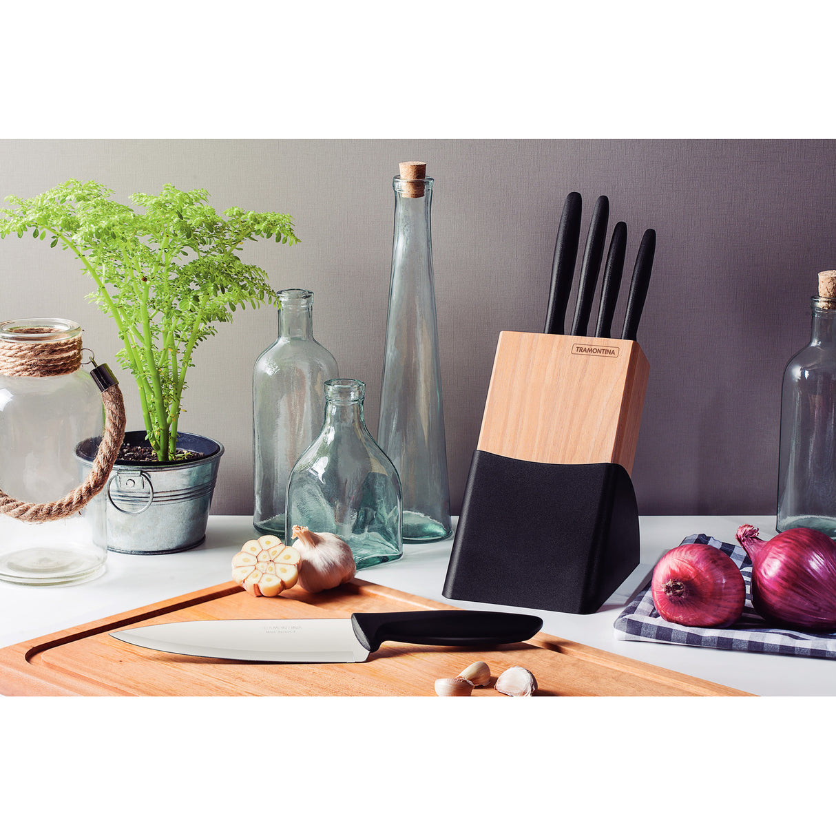 6-osaline noakomplekt puidust alusega Plenus, must