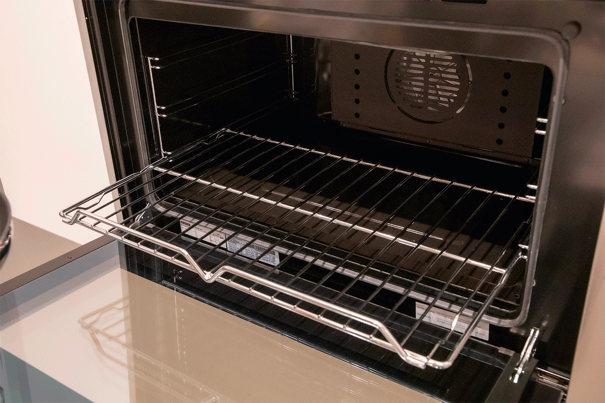 GRANO, 26 cm skersmens nerūdijančio plieno keptuvė su trijų sluoksnių korpusu ir ilga rankena